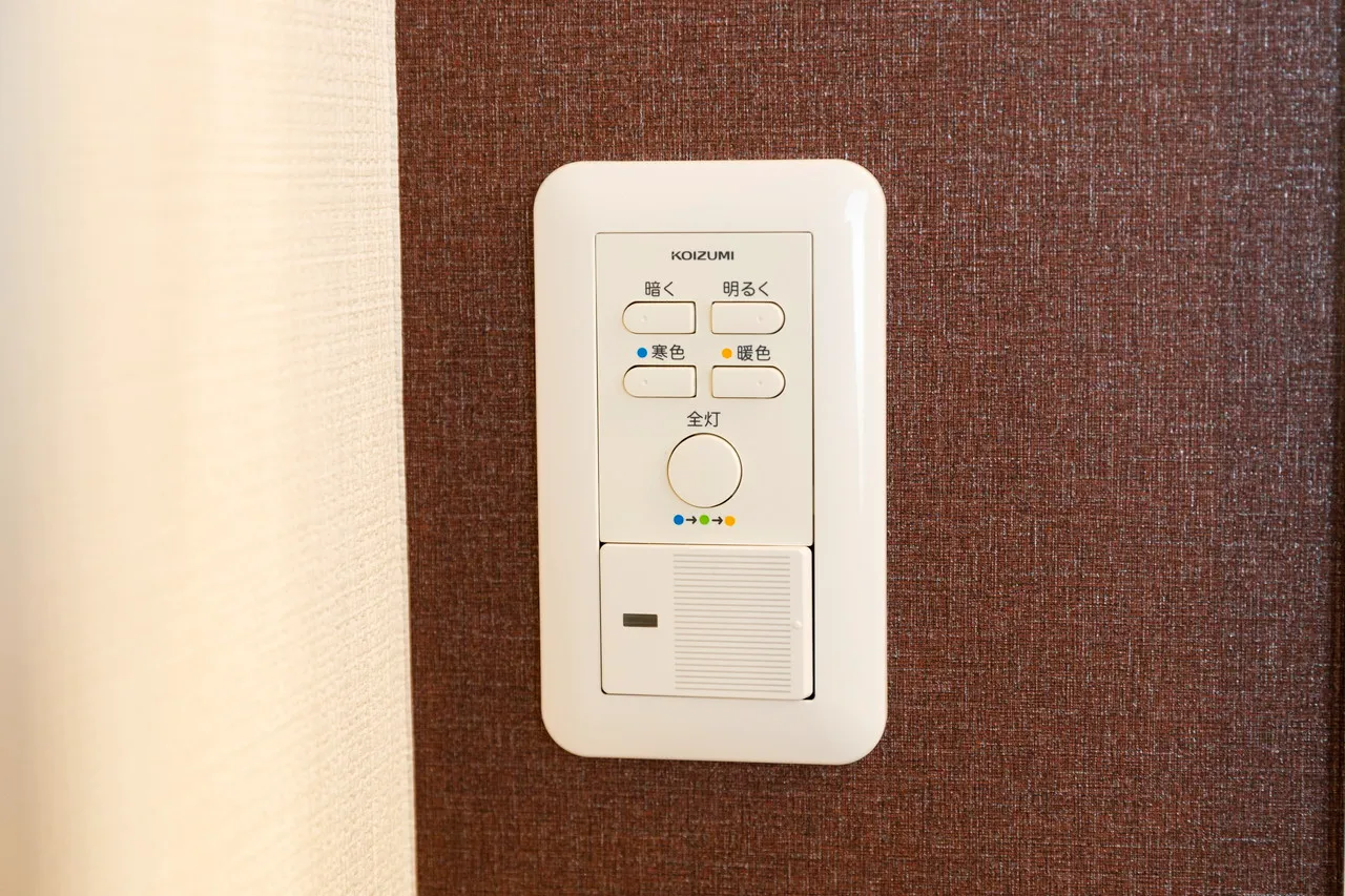 デスク周りのコンセント設備